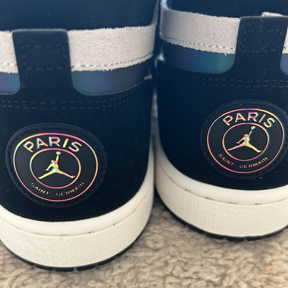 Men’s Jordan 1 High Paris Saint Germaine - Picture 5 of 13